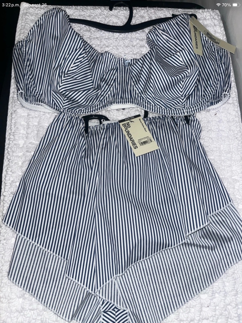 No Boundaries Navy & White Striped Set